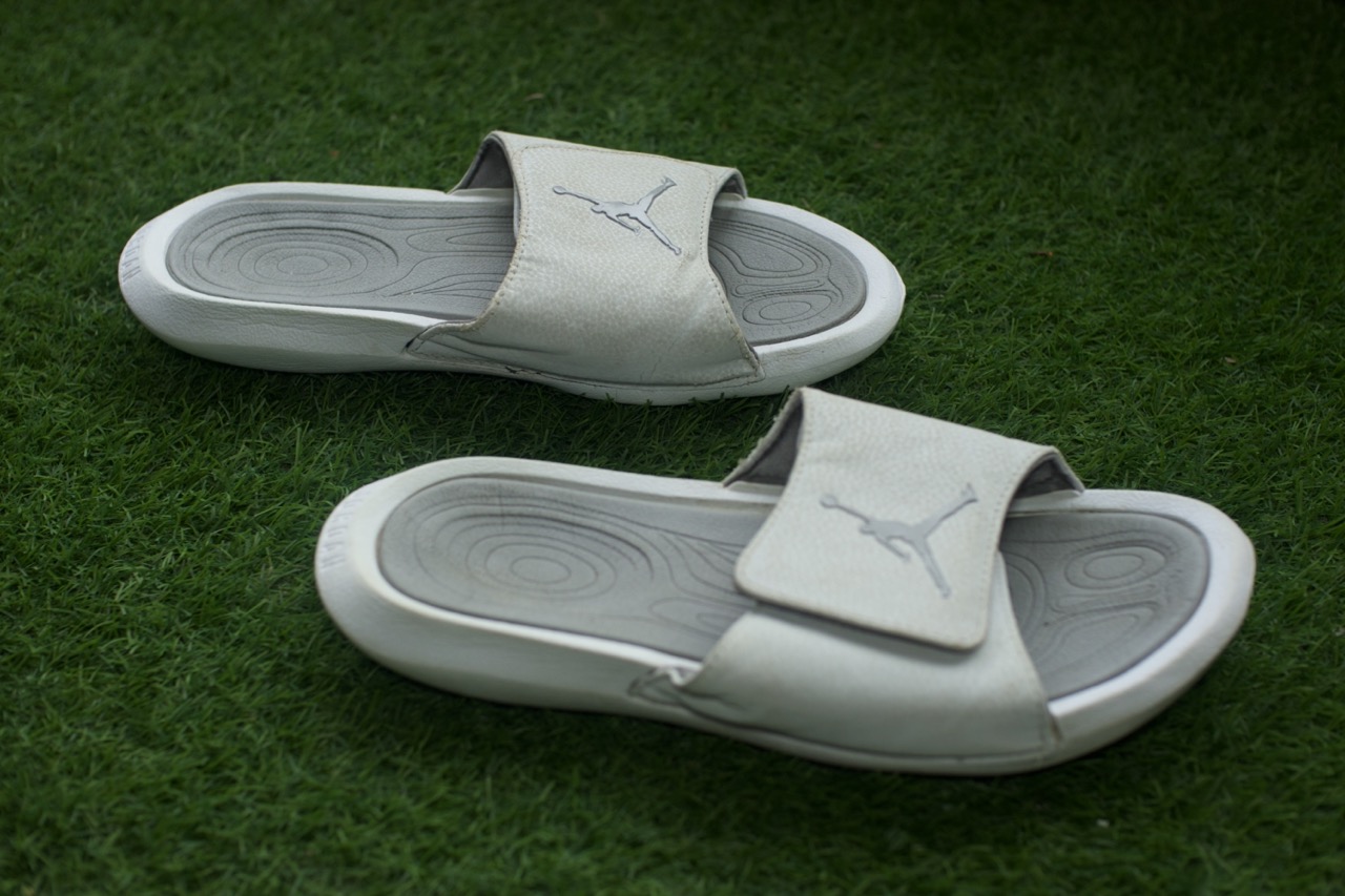 Back View of Jordan Slides (Size 43)