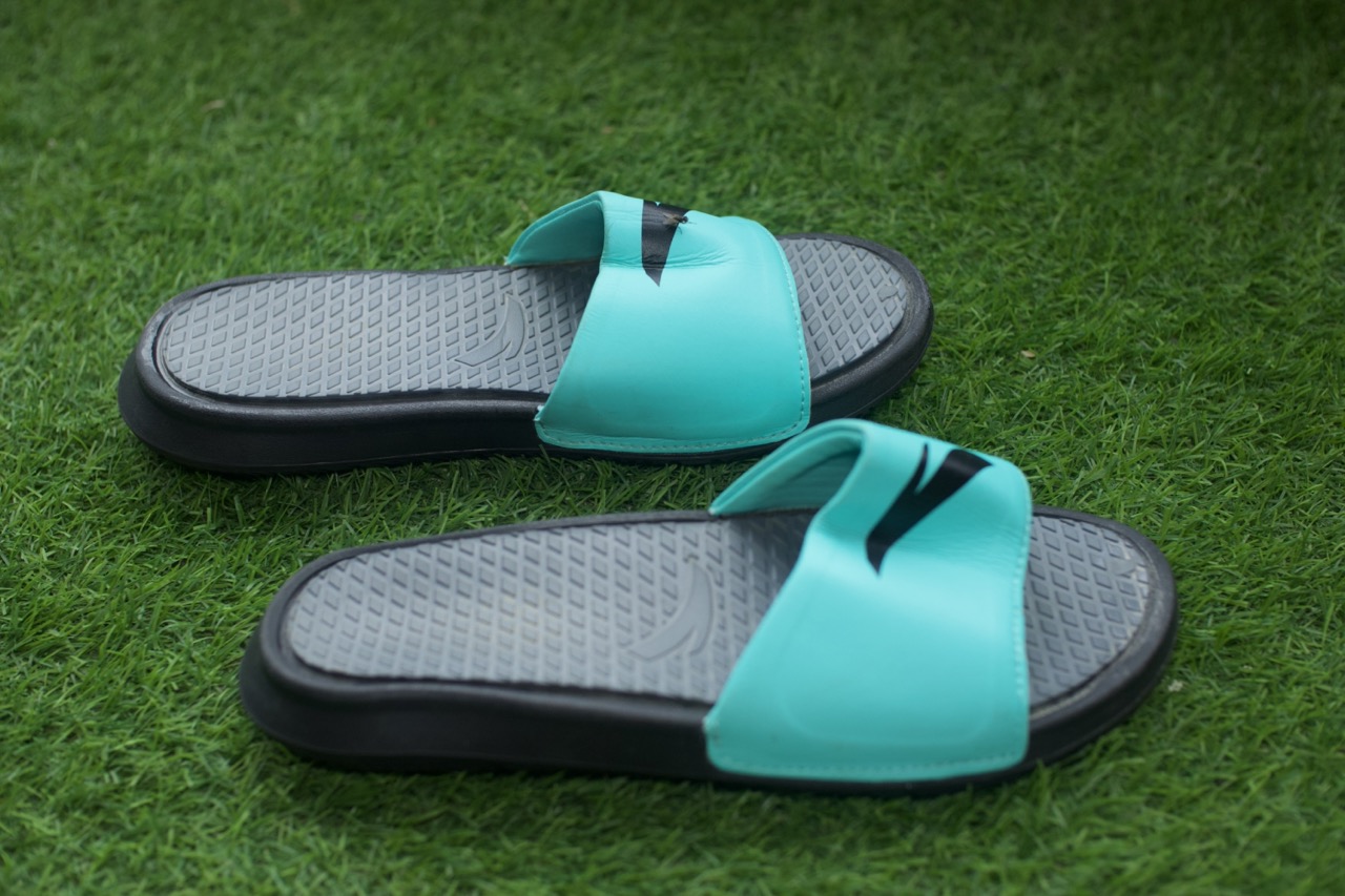 Back View of Anta Slides (Size 38)