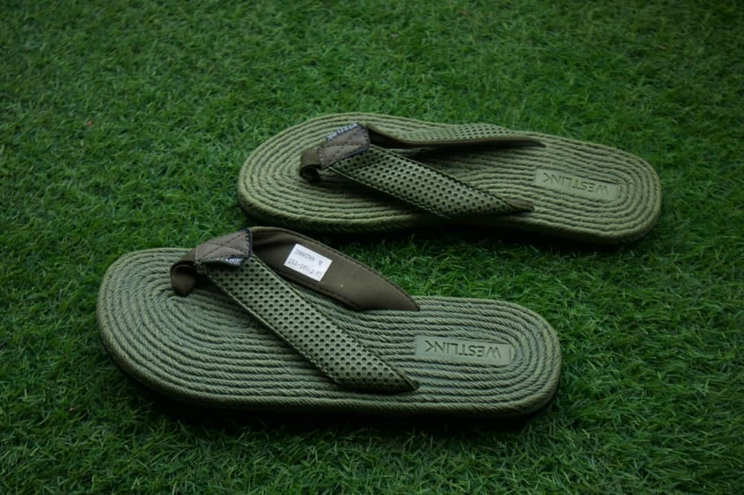 Front View of Westlink Slippers (Size 40)