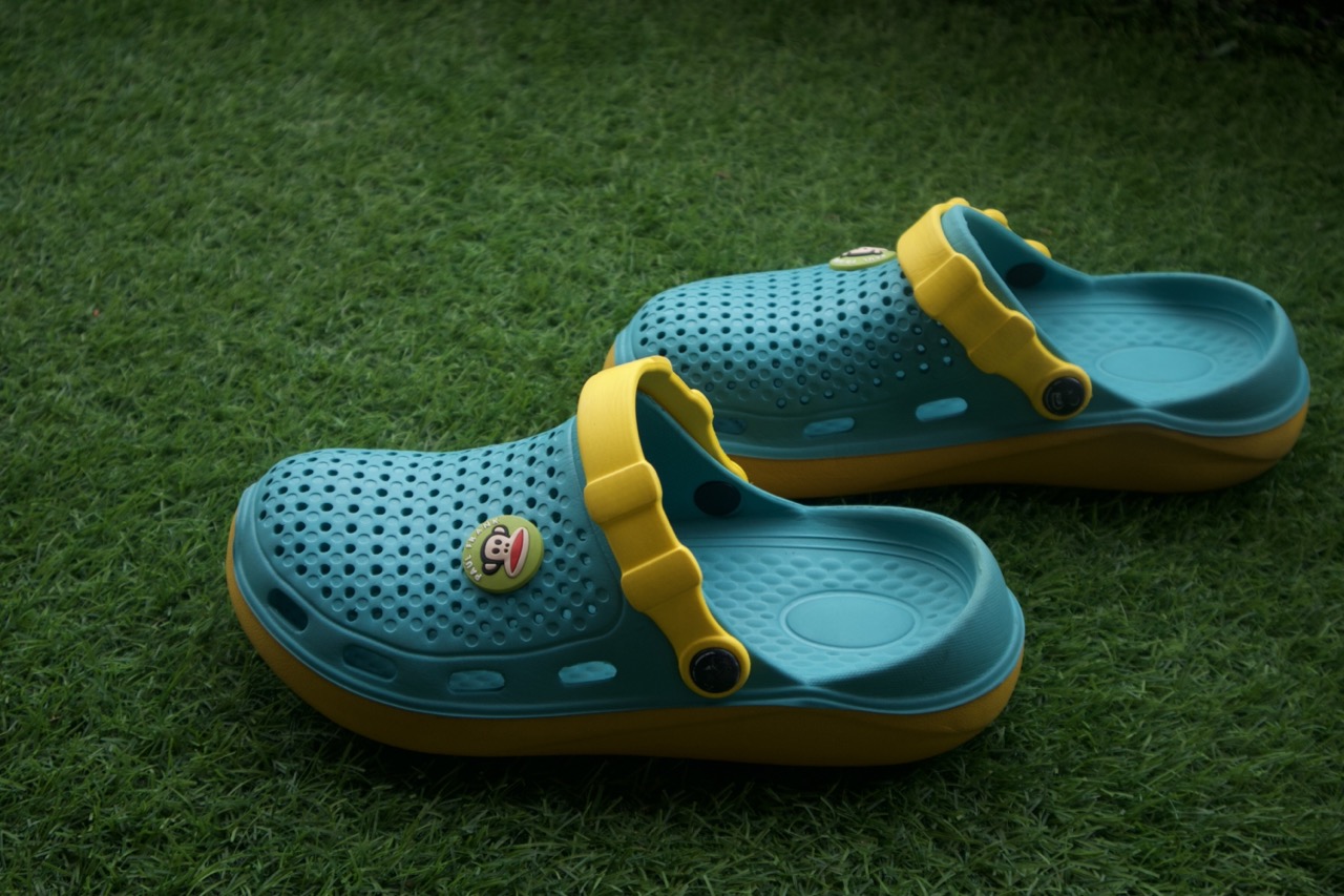 Classic Fit Crocs