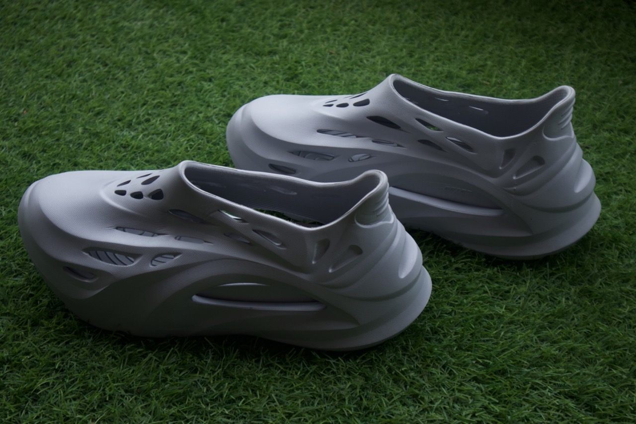 Classic Fit Crocs
